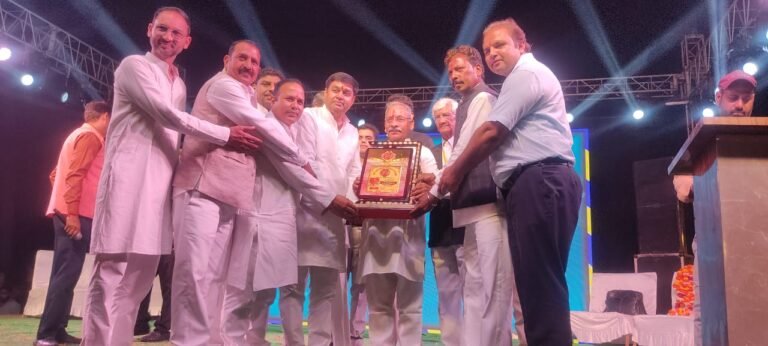 श्री रामलीला दशहरा कमेटी कसेरू खेड़ा अध्यक्ष विनोद सोनकर ने बताया की दशहरा मेला