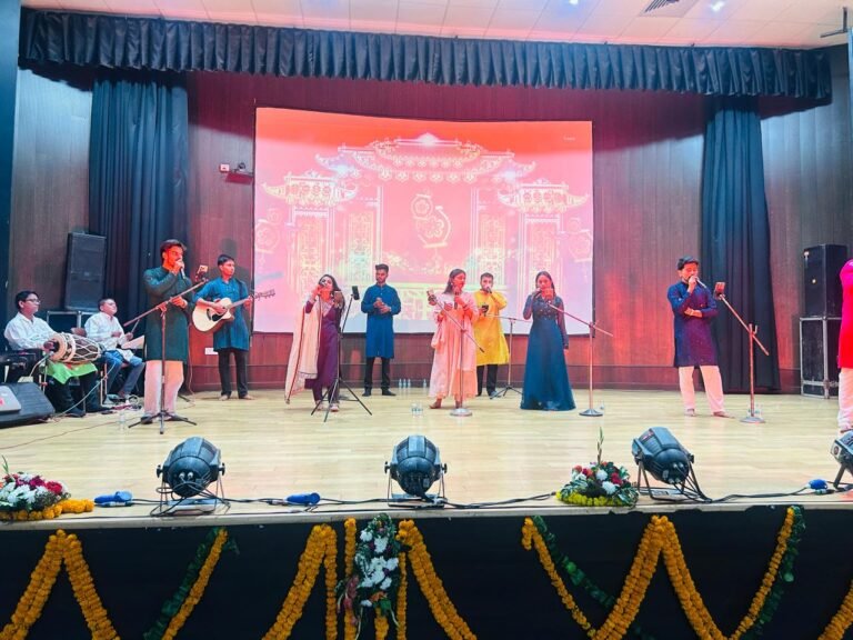 SCRIET में भजन संध्या, भक्ति संगीत से भक्तिमय हुआ अटल ऑडिटोरियम
